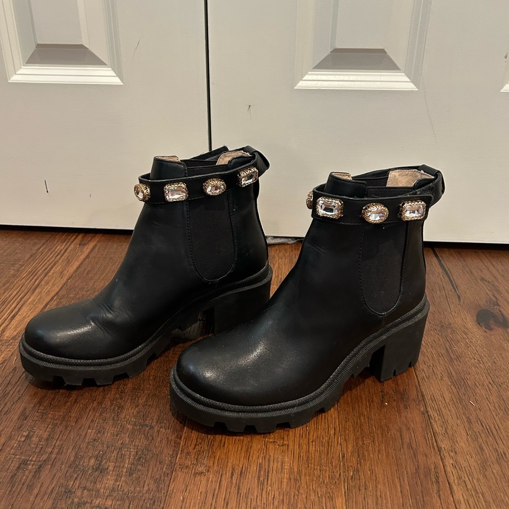 Steve Madden Black Booties